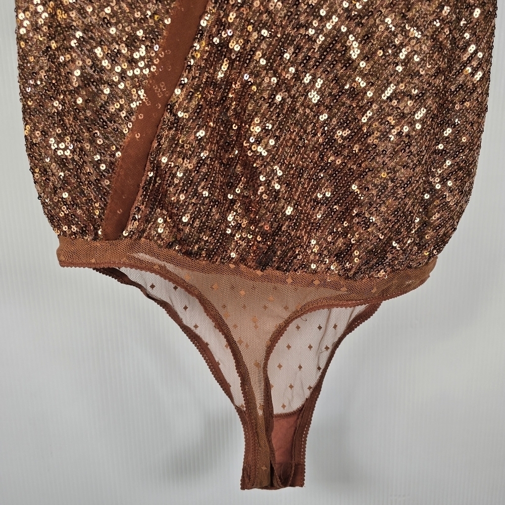 Free People Shimmer & Shine Bodysuit In The Color Sunset Sequins Size Small - Picture 10 of 16